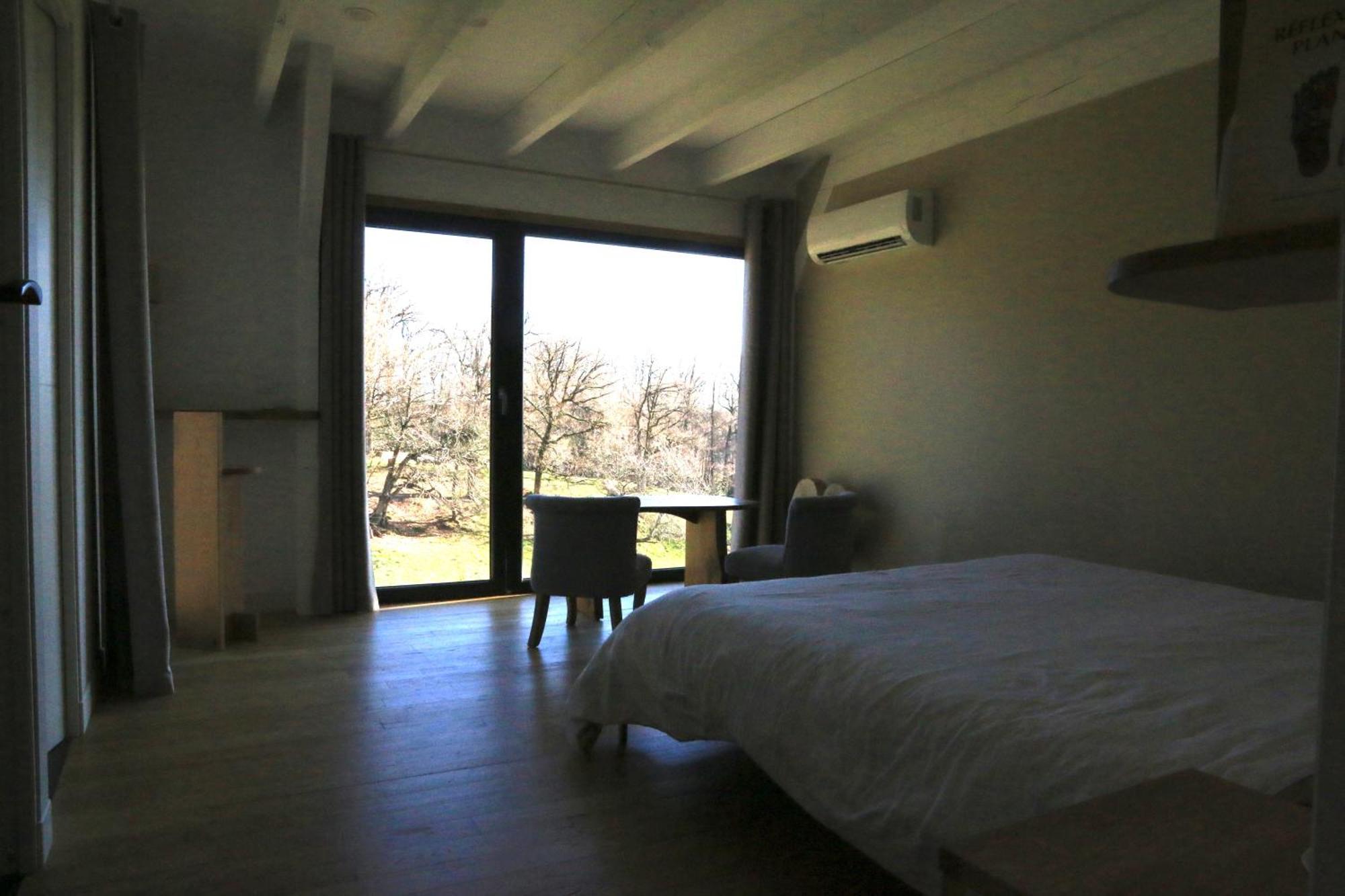 Bed and Breakfast Aux Logis De Fonfroide Chez Mylene & David Marcoles Esterno foto
