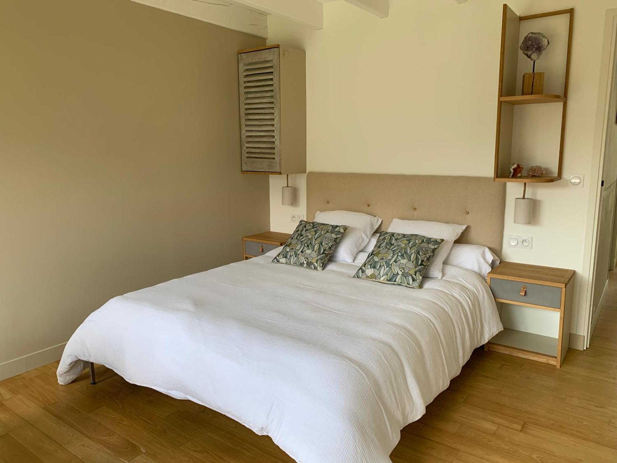 Bed and Breakfast Aux Logis De Fonfroide Chez Mylene & David Marcoles Esterno foto