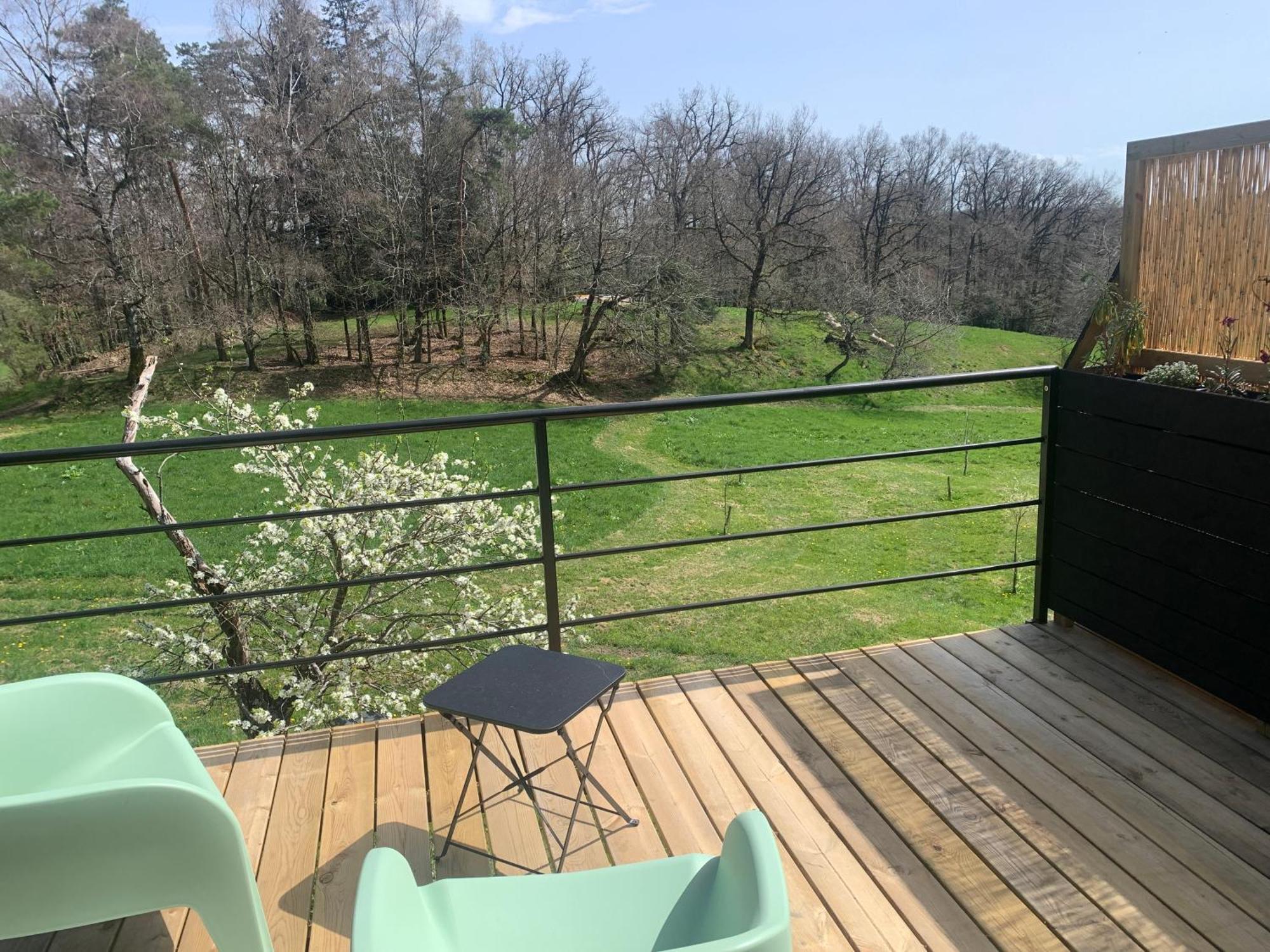 Bed and Breakfast Aux Logis De Fonfroide Chez Mylene & David Marcoles Esterno foto